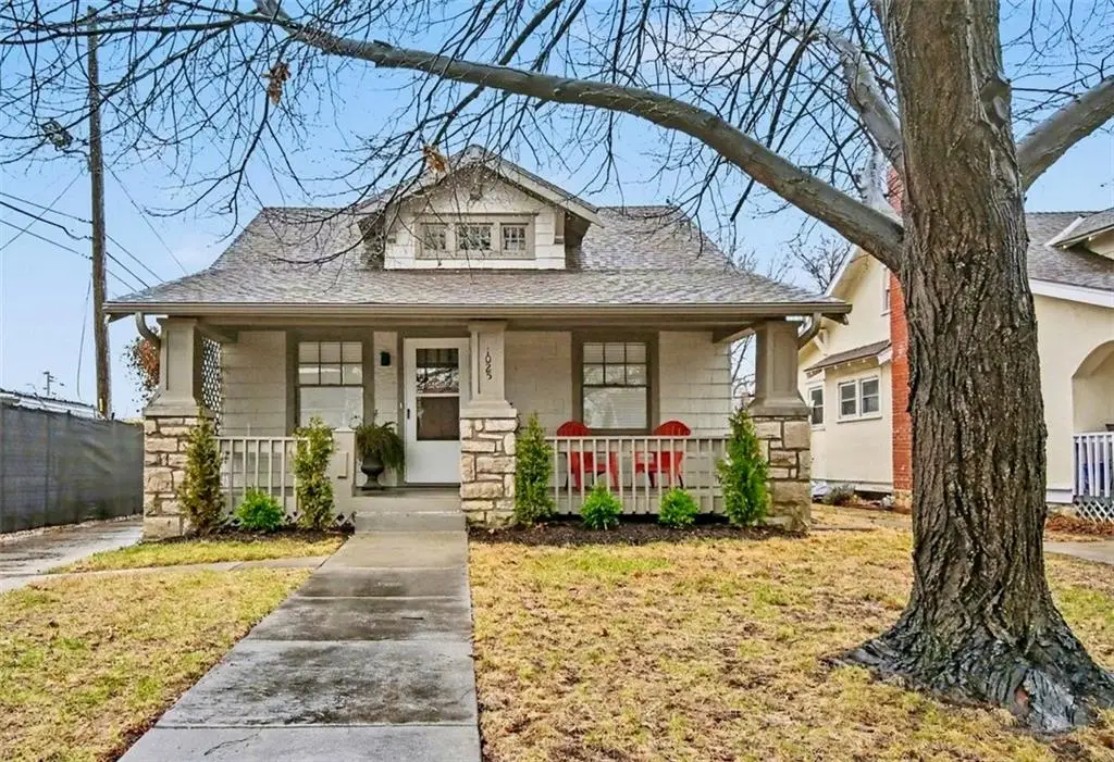 1025 E 76th Street, Kansas City, MO 64131 - #1
