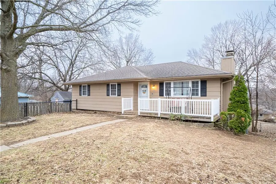 6008 N 23rd Street Terrace, Saint Joseph, MO 64505 - #2