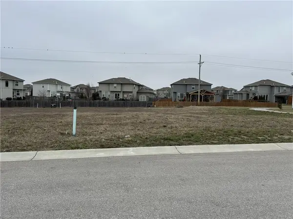 28324 W 164th Street, Gardner, KS 66030