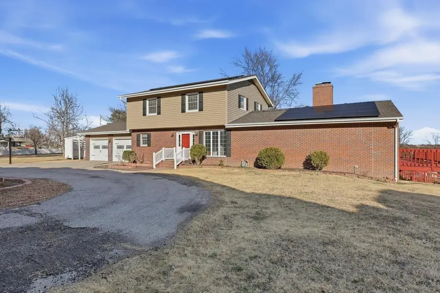 225 W 15th Street, Fort Scott, KS 66701 - #2