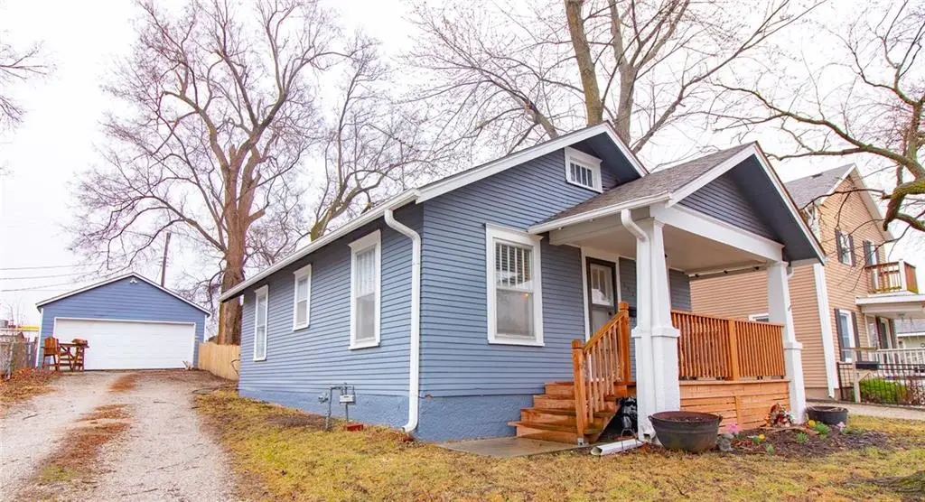 302 Cline Street, Pleasant Hill, MO 64080 - #1