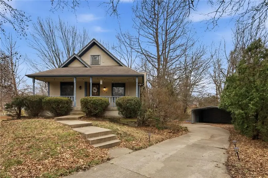 107 14th Avenue, Greenwood, MO 64034 - #3