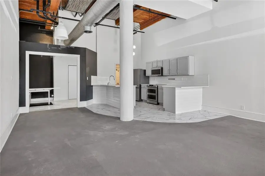 609 Central Street #1104, Kansas City, MO 64105 - #3