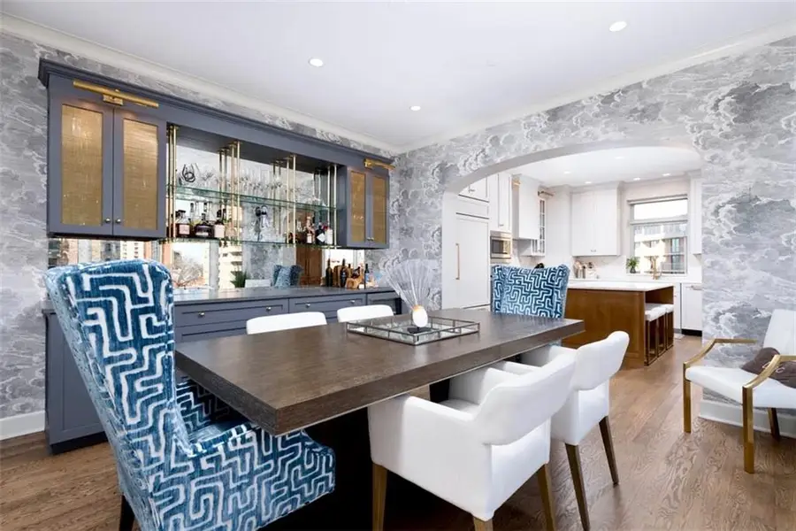 400 W 49th Terrace #2056, Kansas City, MO 64112 - #3