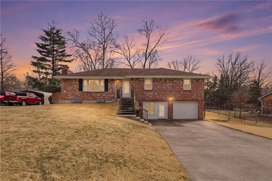 2509 NW Powderhorn Drive, Kansas City, MO 64154 - #2