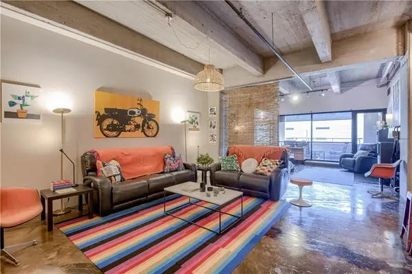 360 W Pershing Road #250, Kansas City, MO 64108