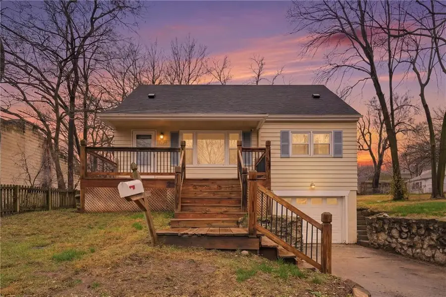 1120 S Leslie Street, Independence, MO 64050 - #2