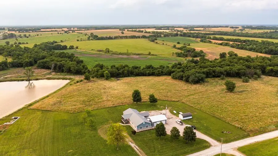 33117 SE 800 Road, Kincaid, KS 66039 - #2
