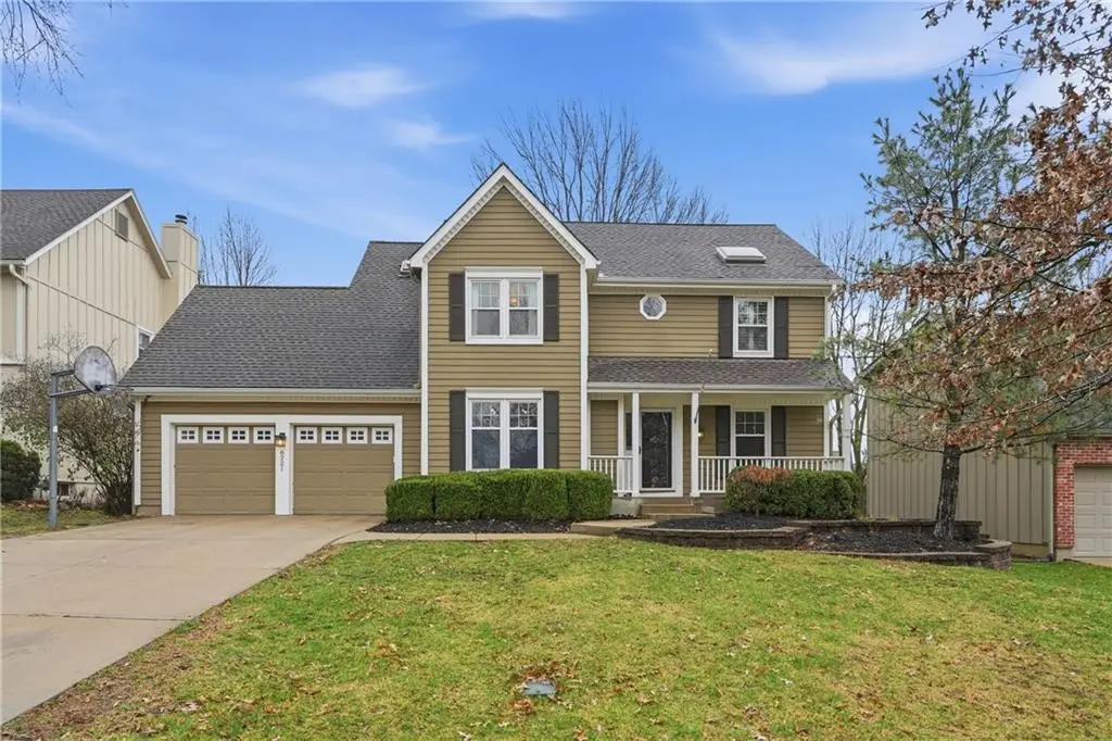 8221 Park Street, Lenexa, KS 66215 - #1