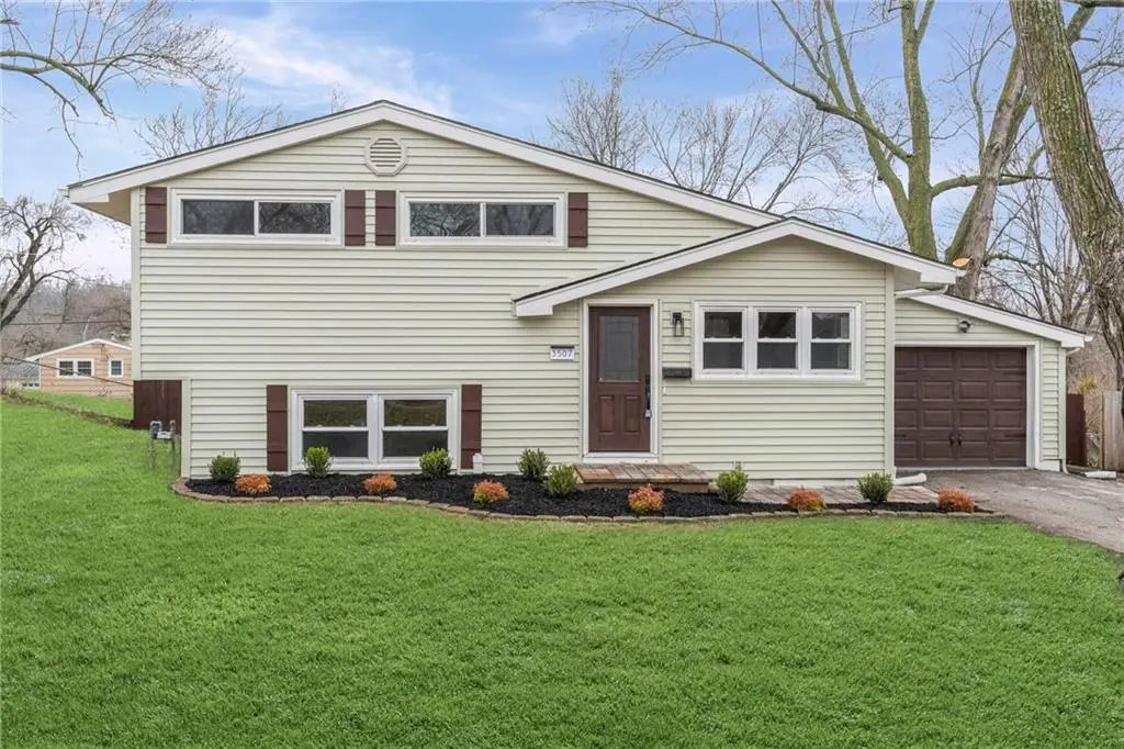 3507 Ruysser Road, Kansas City, MO 64137 - #1