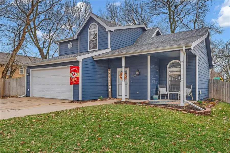 1909 E 25th Terrace, Lawrence, KS 66046 - #2