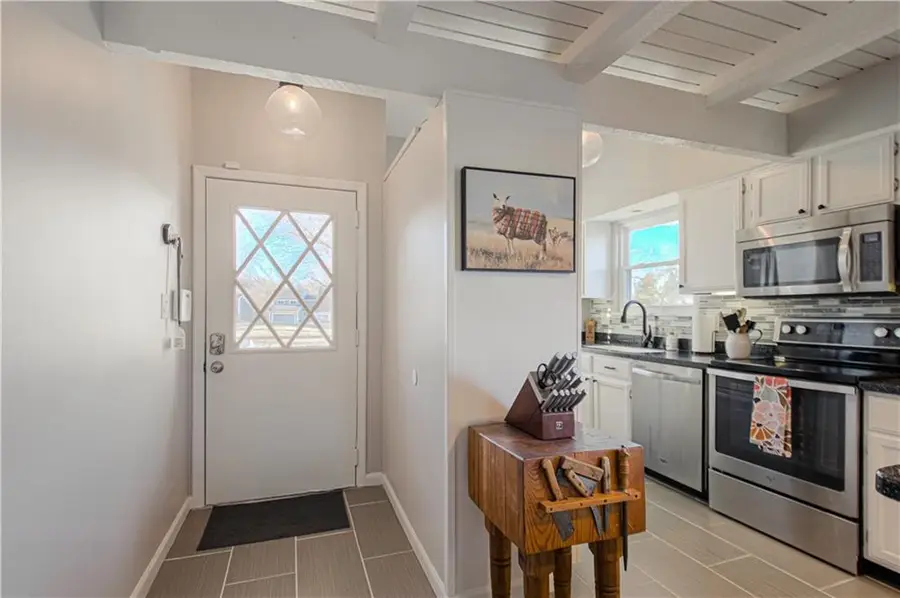 282 NE Bayview Drive, Lees Summit, MO 64064 - #3