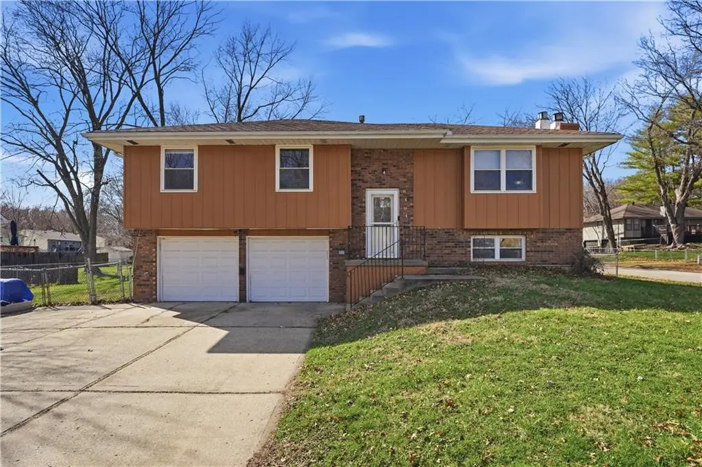 6494 Delta Avenue, Kansas City, MO 64151 - #1