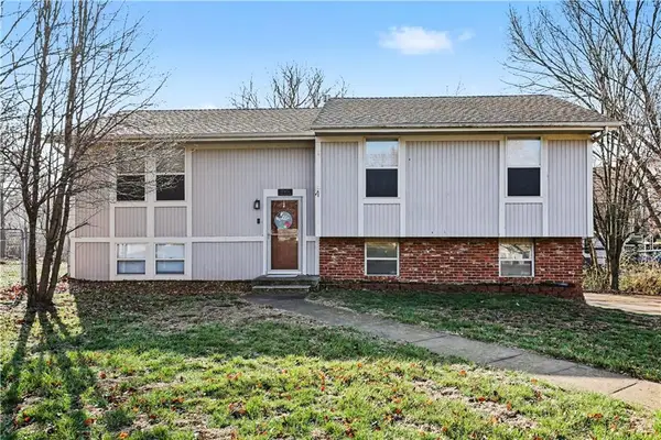 10425 N Baltimore Avenue, Kansas City, MO 64155