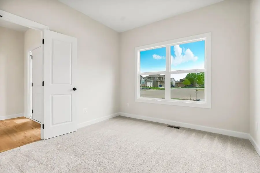 17221 W 164th Terrace, Olathe, KS 66062 - #3