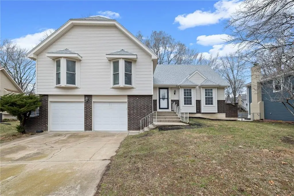 1818 E 152nd Terrace, Olathe, KS 66062 - #1