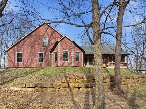 853 1661 Road, Bates City, MO 64011