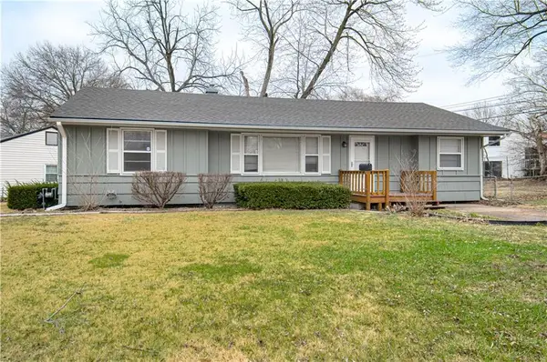 8413 Kentucky Avenue, Raytown, MO 64138