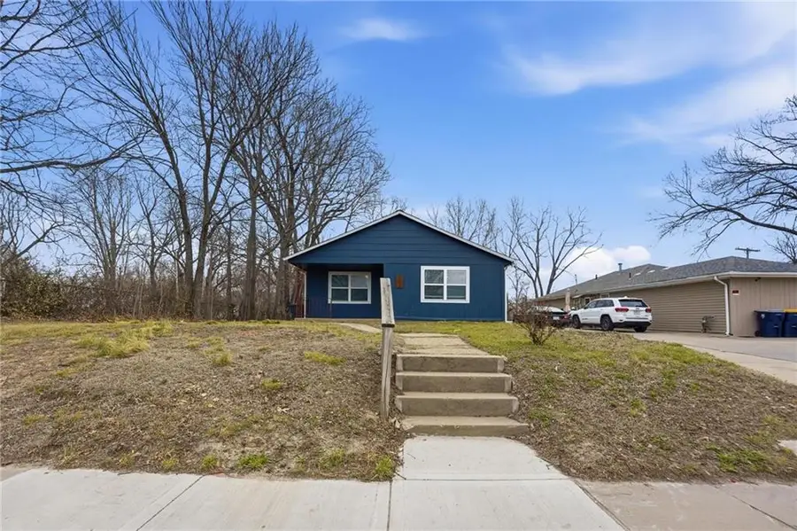 1653 Hardesty Avenue, Kansas City, MO 64127 - #3