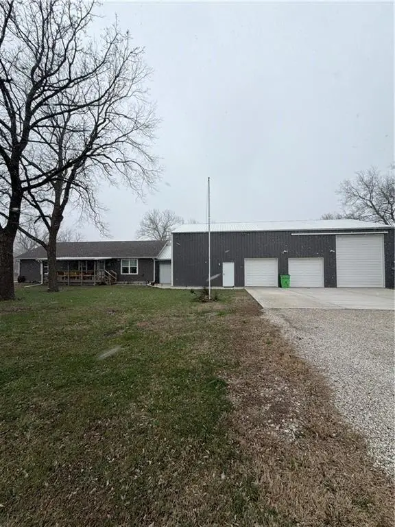106 S Preston Street, Kincaid, KS 66039 - #1