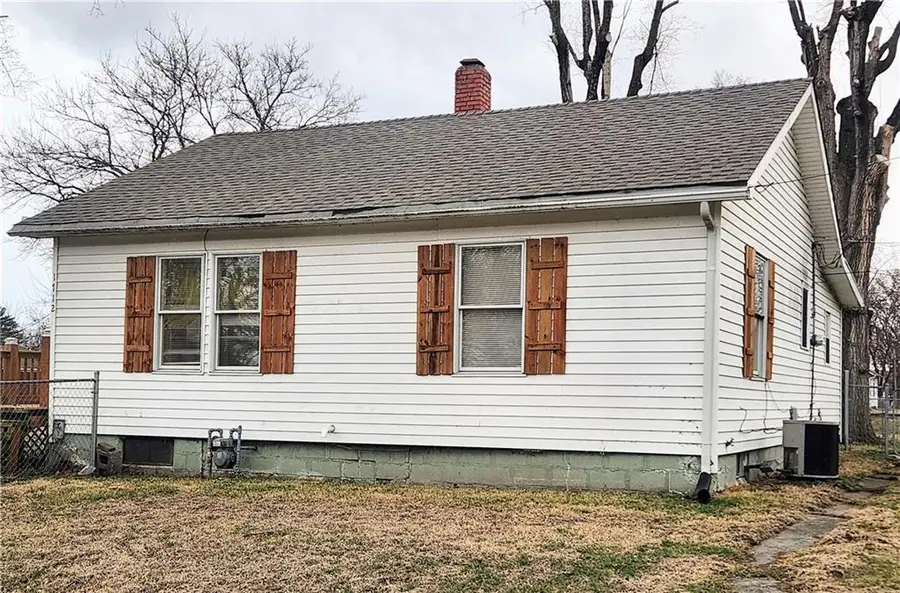 1712 Martha Street, Saint Joseph, MO 64504 - #3