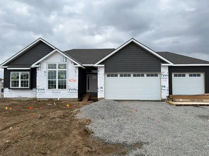 4700 Woodland Shores Court, Saint Joseph, MO 64505 - #1