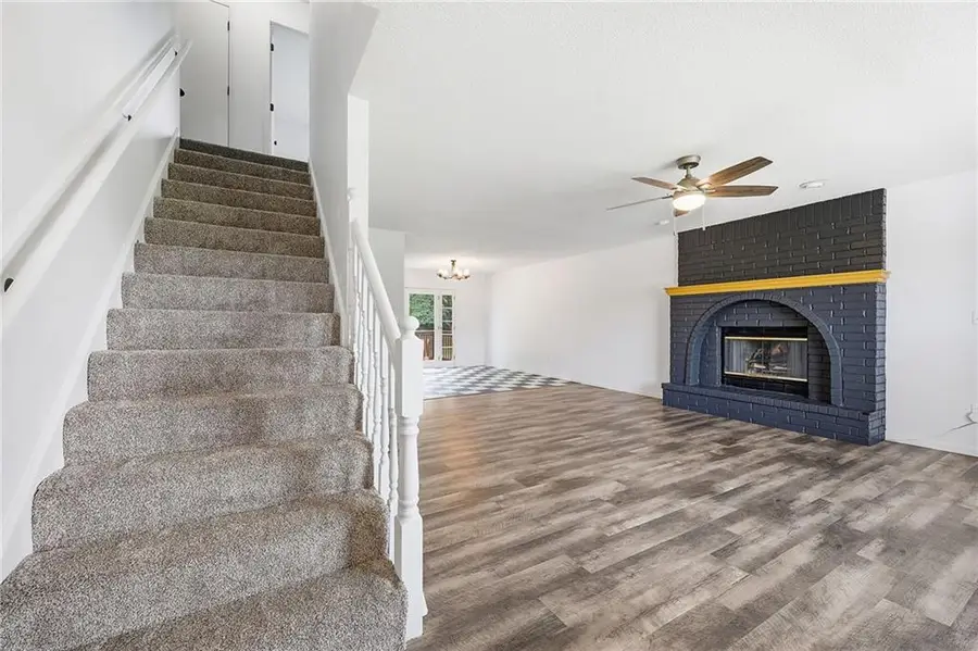 15326 Lynn Road, Leavenworth, KS 66048 - #3