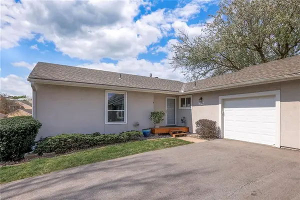 12746 W 108th Place, Overland Park, KS 66210