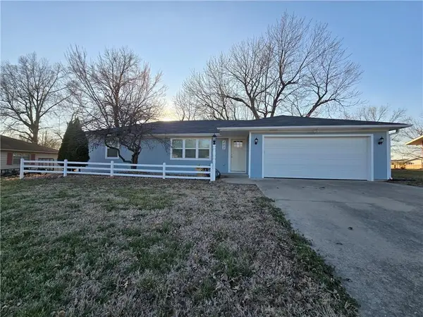 203 Kristine Avenue, Clinton, MO 64735