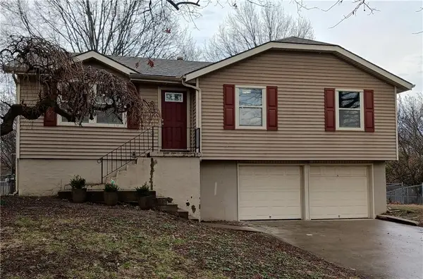 809 Britany Drive, Warrensburg, MO 64093