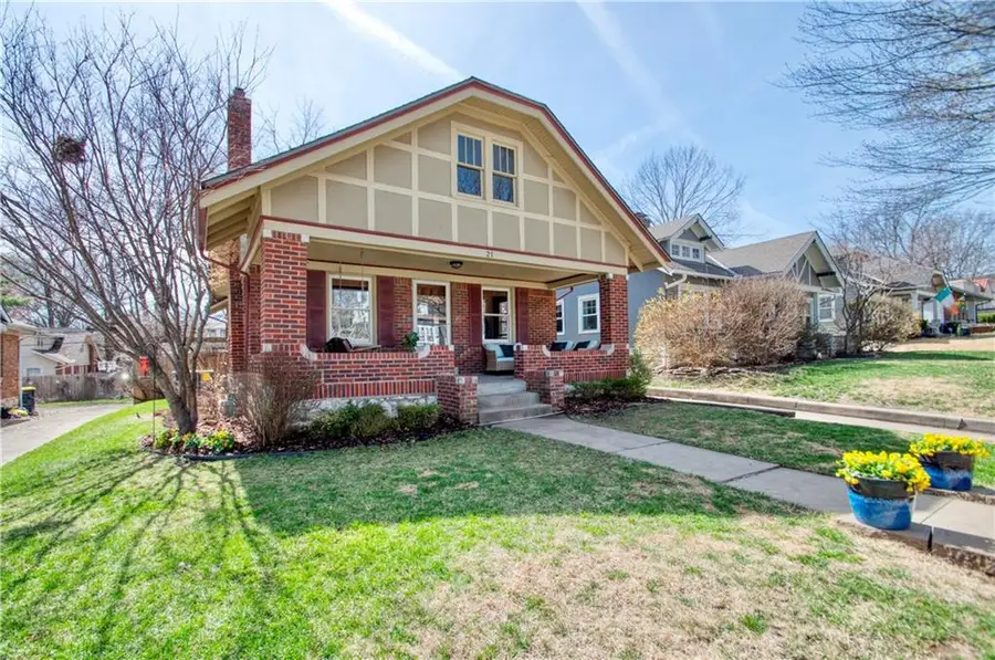 21 E 65th Street, Kansas City, MO 64113 - #3