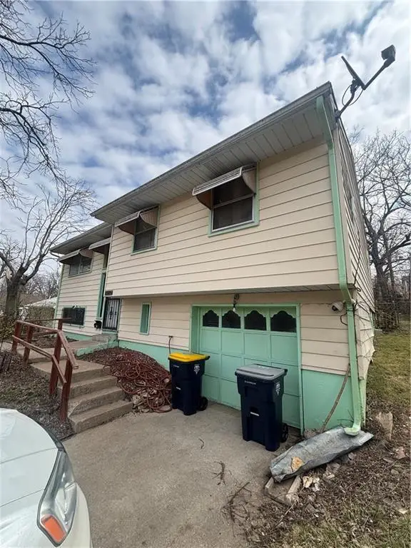 5661 Bales Street, Kansas City, MO 64130 - #3