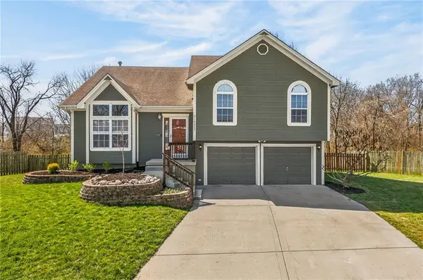 10502 N Wallace Avenue, Kansas City, MO 64157