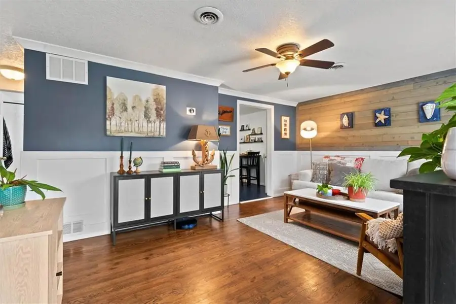 6536 Lowell Avenue, Overland Park, KS 66202 - #3