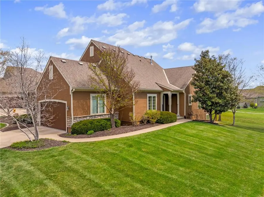 21399 W 116th Street, Olathe, KS 66061 - #2