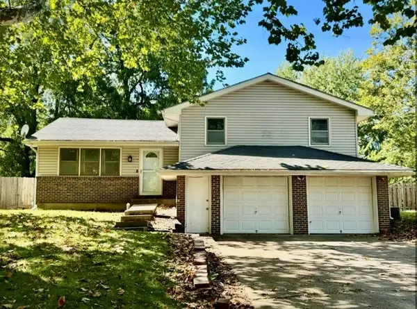2404 Garland Street, Leavenworth, KS 66048
