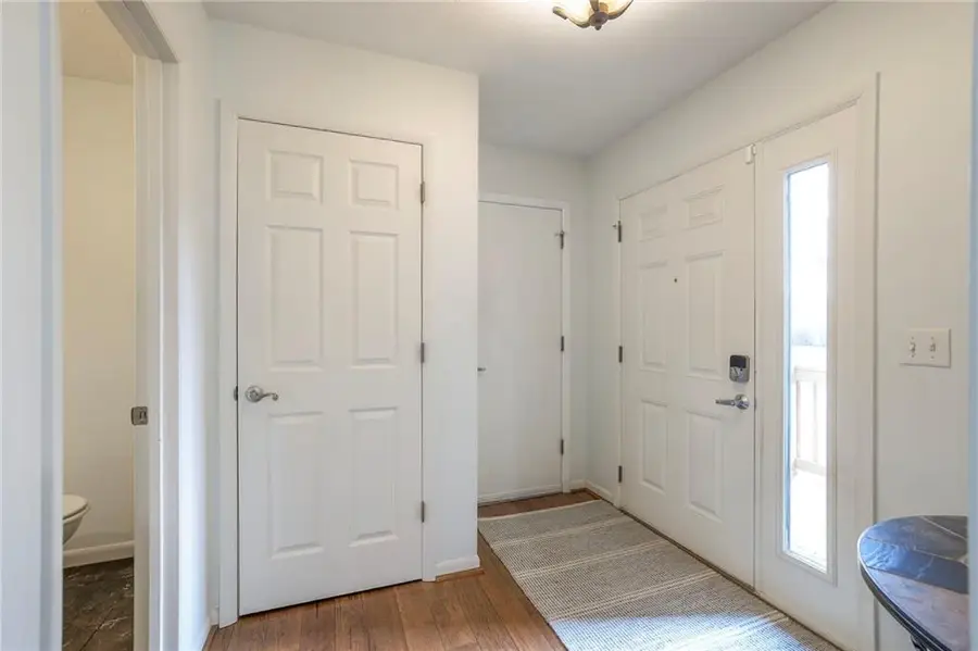 10890 Bradshaw Street, Overland Park, KS 66210 - #3