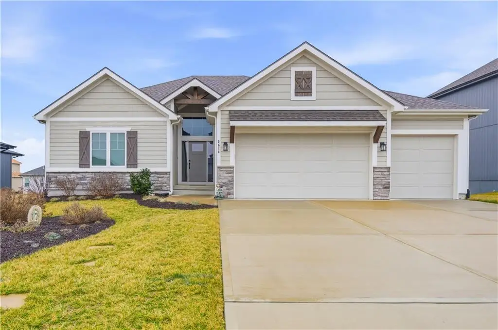 2614 SW Farm Field Road, Lees Summit, MO 64082 - #1