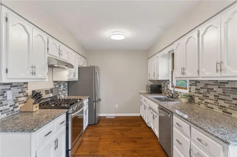 1907 NW 62nd Terrace, Kansas City, MO 64151 - #3