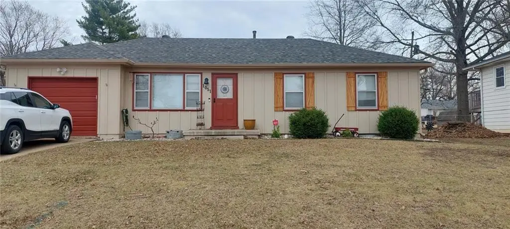 1051 W Ashbury Street, Olathe, KS 66061 - #1