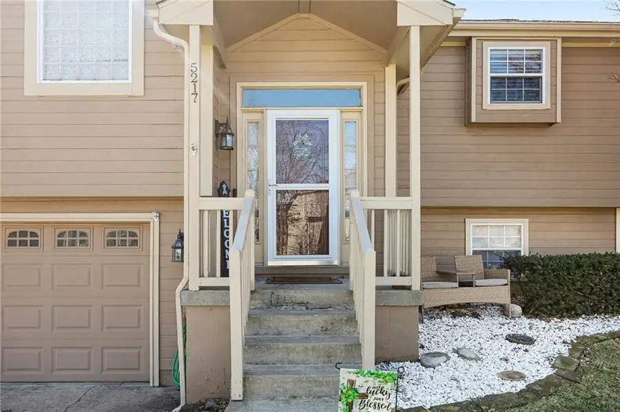 5217 NE Holiday Drive, Lees Summit, MO 64064 - #2