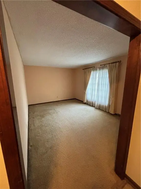 10580 Noland Road, Overland Park, KS 66215 - #3