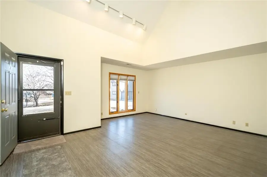 2713 W 24th Terrace, Lawrence, KS 66047 - #2