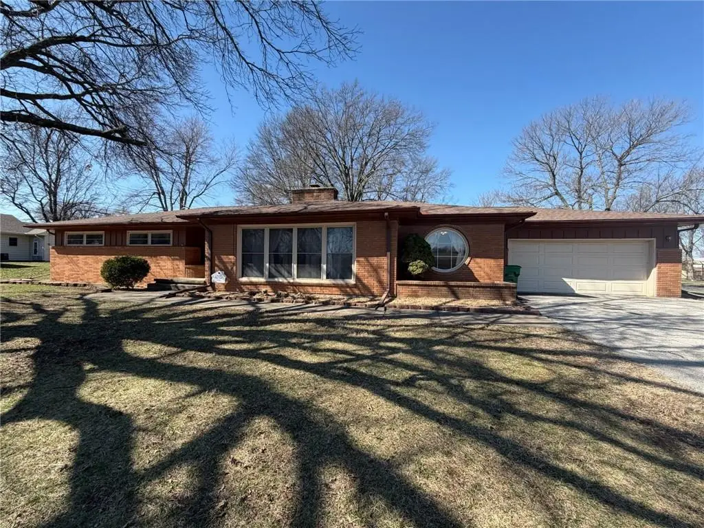 904 N High Street, Butler, MO 64730 - #1