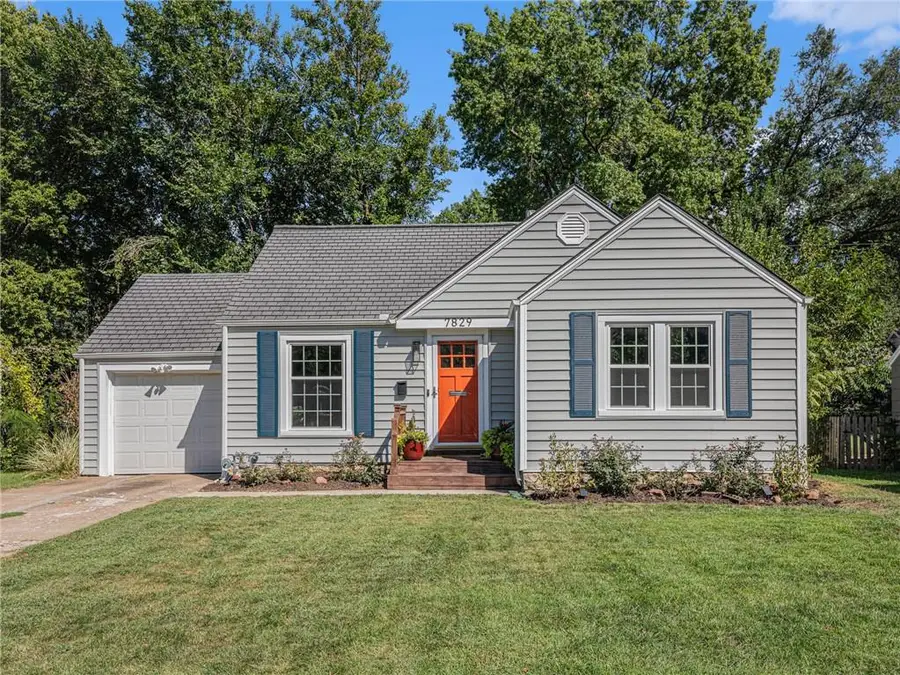 7829 Jefferson Street, Kansas City, MO 64114 - #2