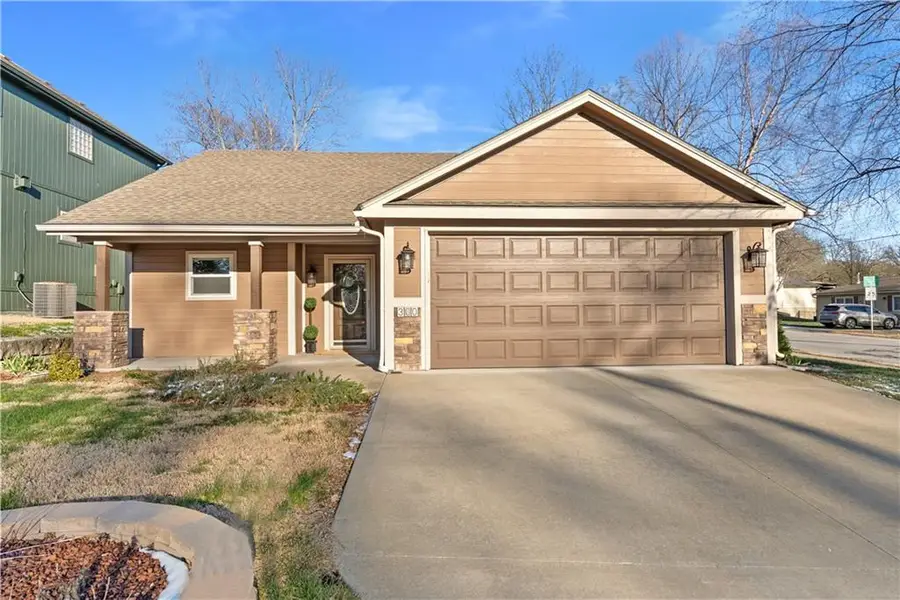 300 NW Fox Hollow Lane, Blue Springs, MO 64015 - #2