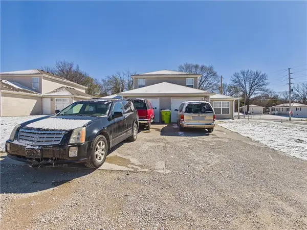 217-219 Truman Road, Knob Noster, MO 65336