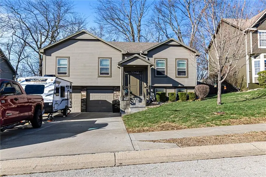 809 Colonial Drive, Pleasant Hill, MO 64080 - #2