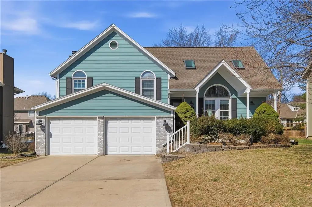 4070 SW Camelot Drive, Lees Summit, MO 64082 - #1