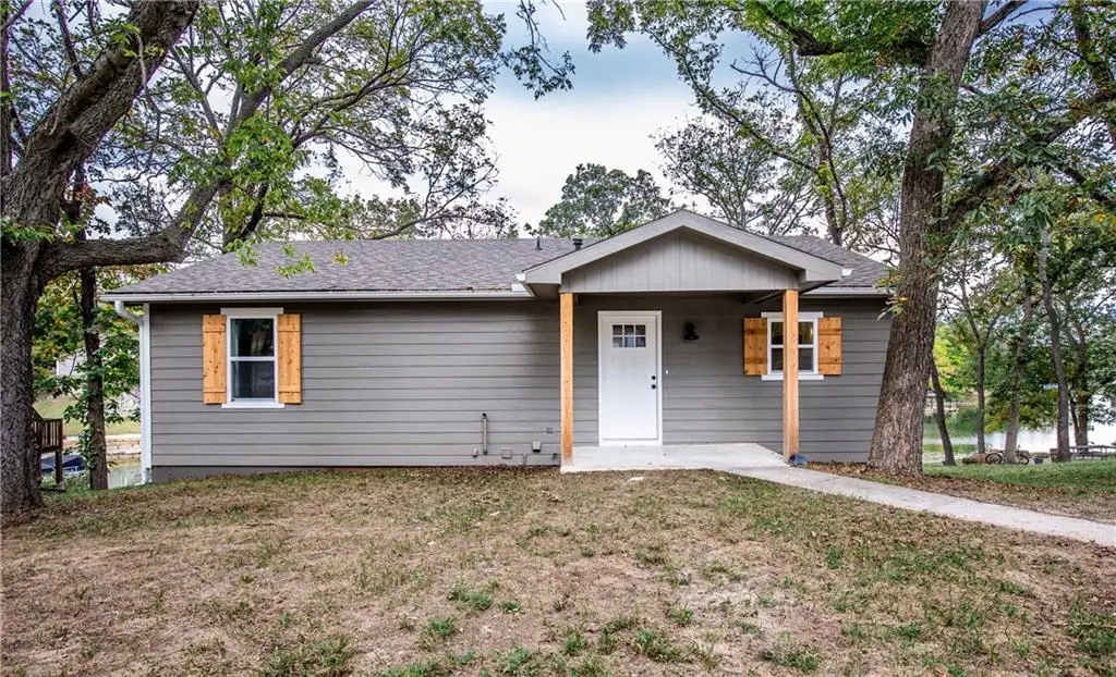 337 W Sugar Lake Drive, Mound City, KS 66056 - #1